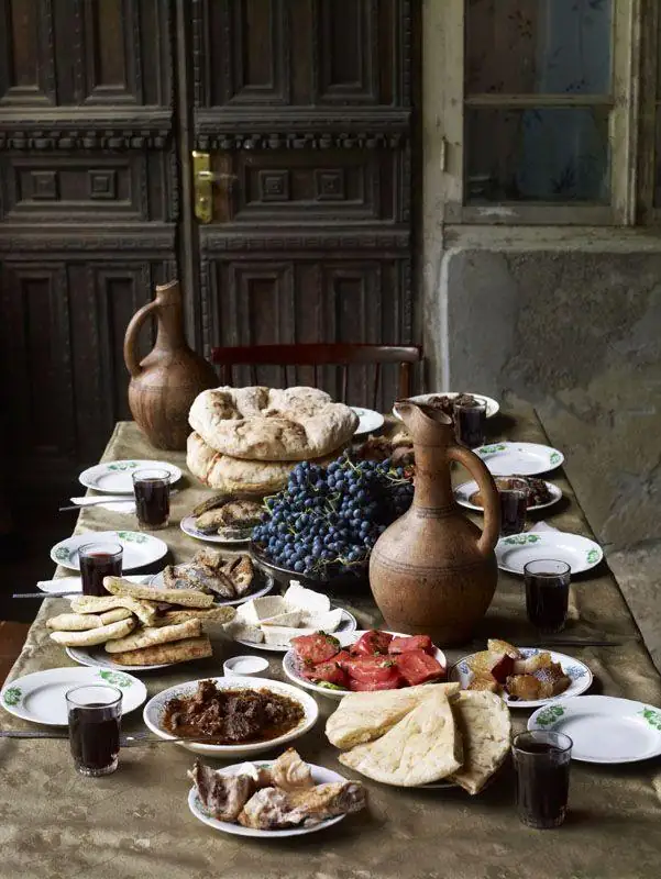 A Welcome Dinner in Tbilisi: Where to Gather Your Guests on the Eve of the Wedding